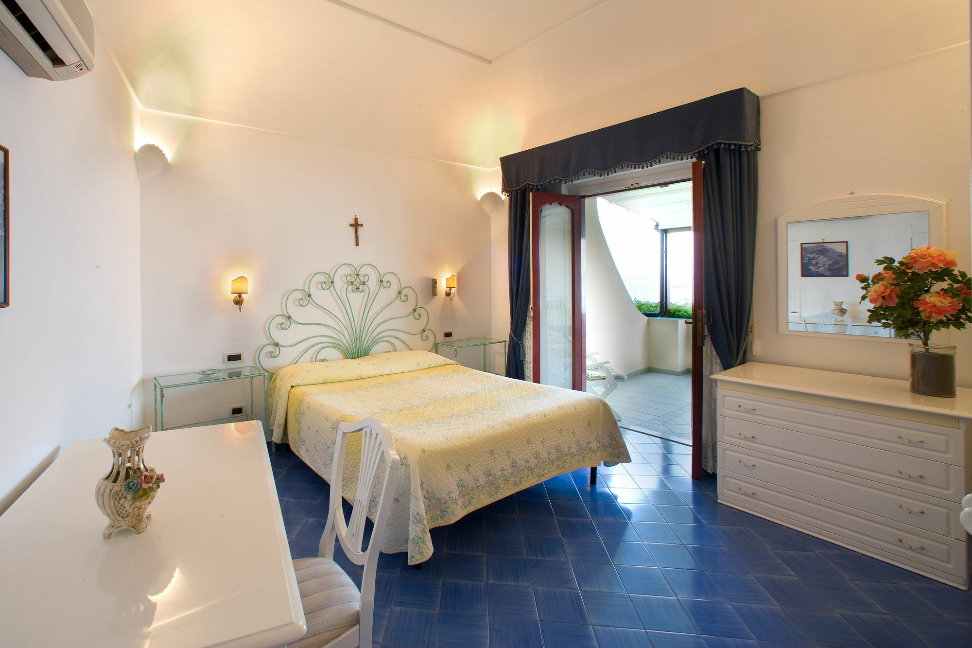 La Caravella Di Positano - Relais, Beach & Residences Exterior foto